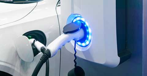 Tüketicilerin yarısı elektrikli araç istiyor