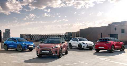 Lexus’un yeni SUV'ları gün sayıyor