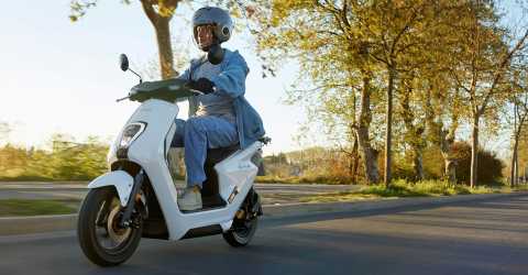 Honda'nın elektrikli aracı 'EM1 e:' Türkiye'de
