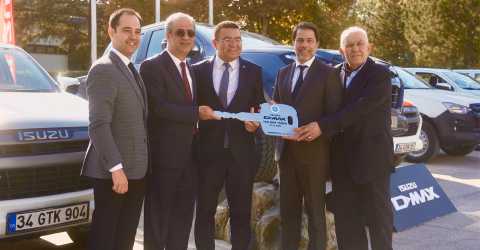 Anadolu Isuzu’da teslimatlar hız kesmiyor
