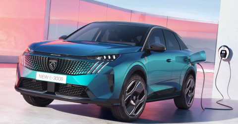 Yılın otomobili finalisti; Peugeot E-3008